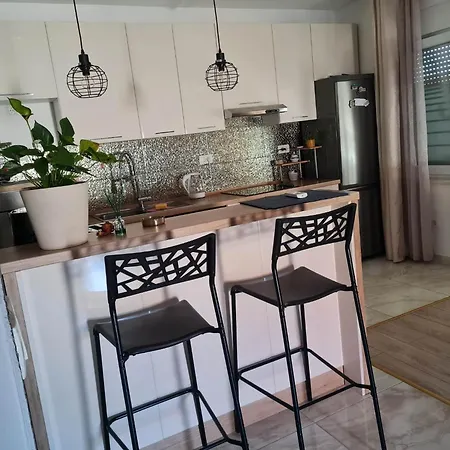 Iko Apartment *